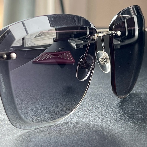 Chanel sunglasses, color gray gradient silver. - Picture 3 of 9